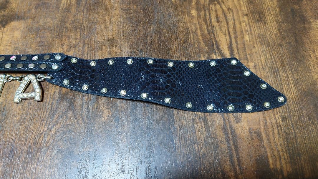 d.i.a　スタッズ付きレザーベルト