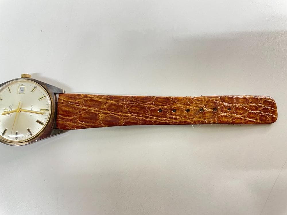 ◆OMEGA Geneve 自動巻き デイト表示 ゴールド 腕時計　08231