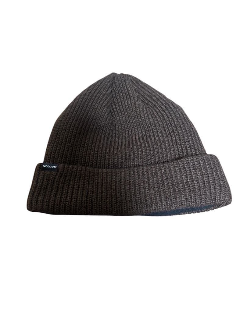 ‼️冬季シーズン限定‼️ volcomウェアセットアップとアクセサリーセット