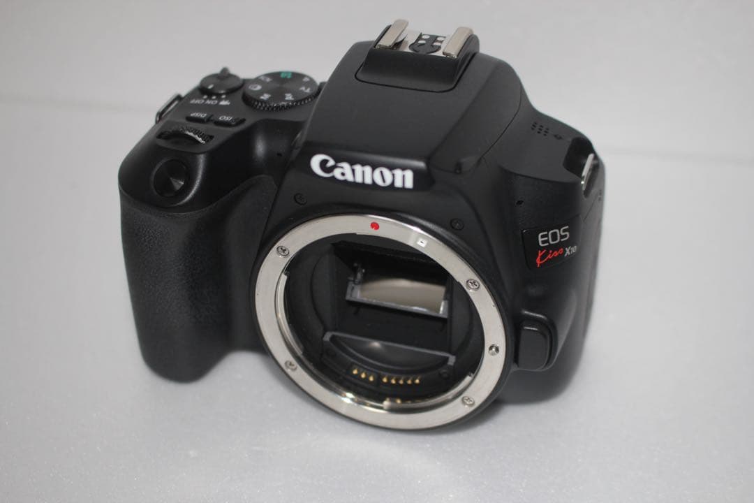 保証付き/デジタル一眼レフカメラ/canon kiss x10 標準レンズセット