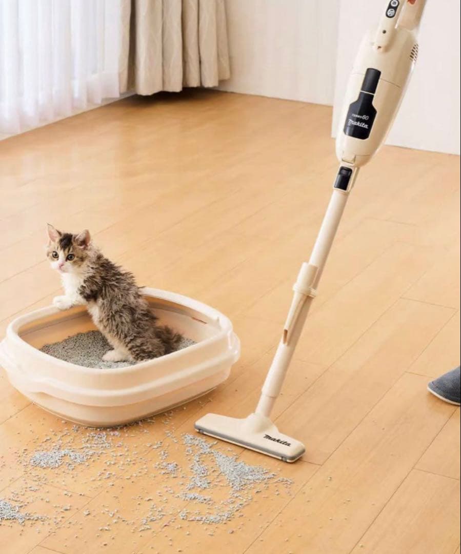 通販生活の充電式クリーナー　マキタのターボ・60　アイボリー