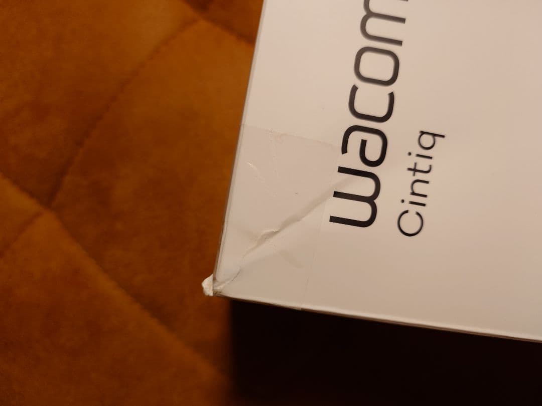 液タブ・ペンタブ wacom Cintiq 16