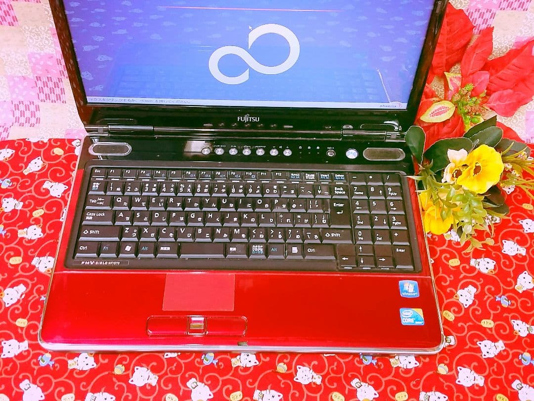 極上品！高速Corei5！おまけソフト多数！レッド色富士通！Win10！動画編集