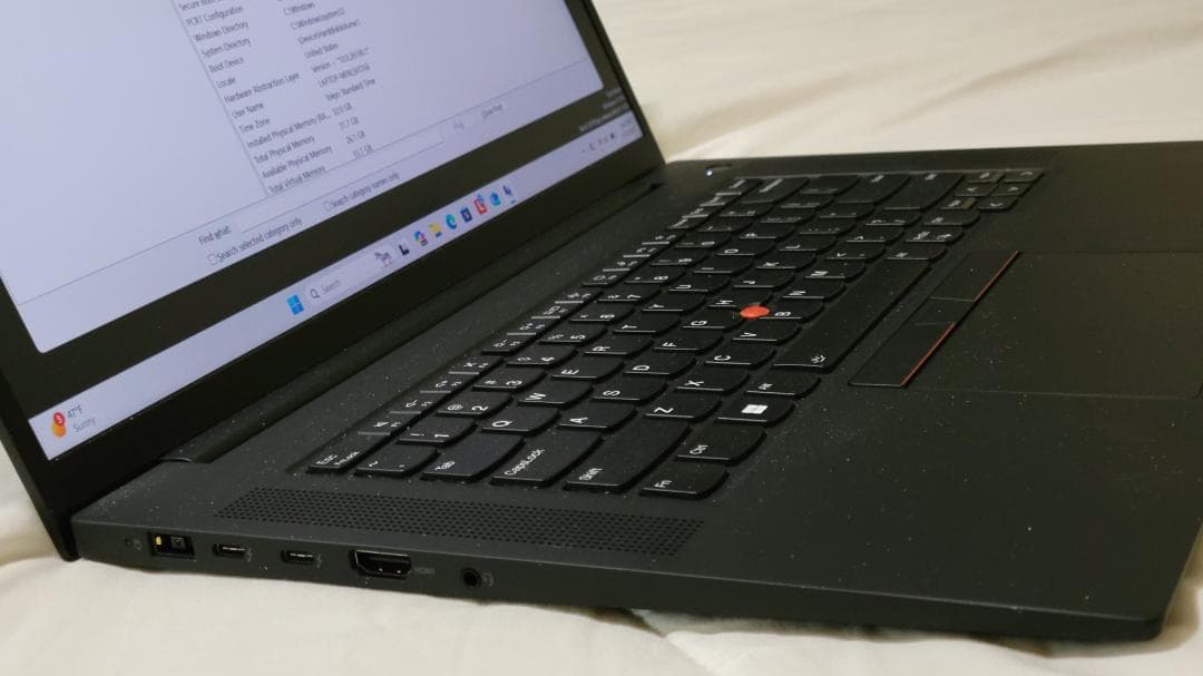 レノボ Thinkpad P1 Gen 6 + i9 + 32GB DDR5