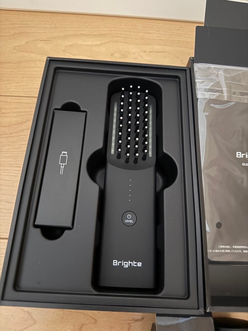 【未使用品】Brighte ELEKIBRUSH 美容ブラシ&ローション