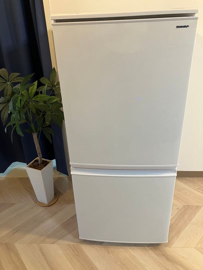 [今だけ特別価格]SHARP冷蔵庫(一人暮らしの方向け)