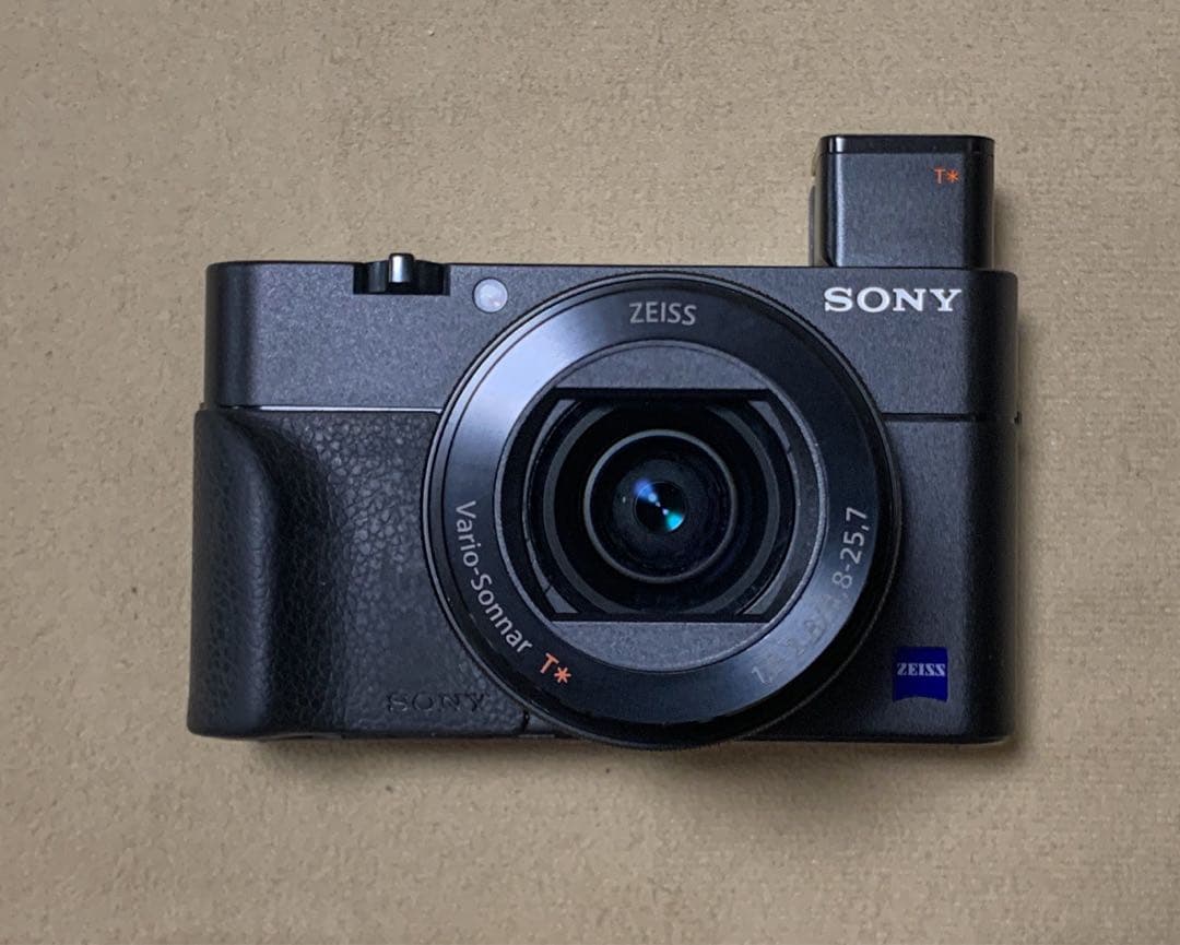 SONY RX100 V コンパクトデジタルカメラ、他一式
