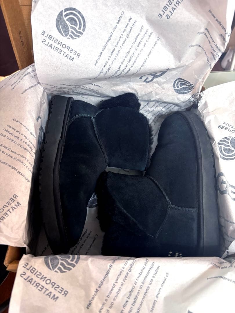 【美品】UGG ムートンブーツ ラインストーン ブラック