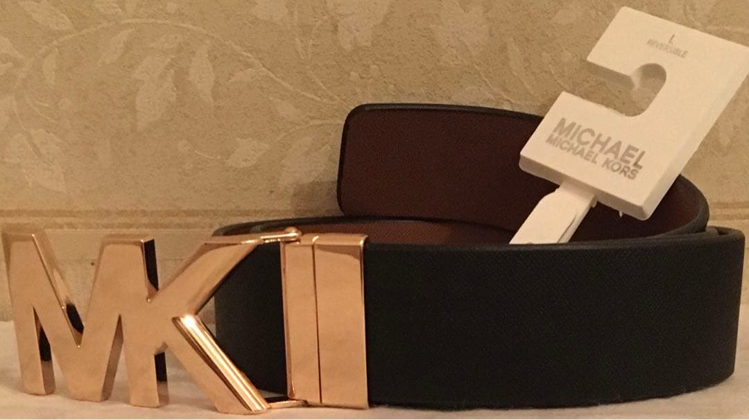 マイケルコースリバーシブルベルト2点　新品