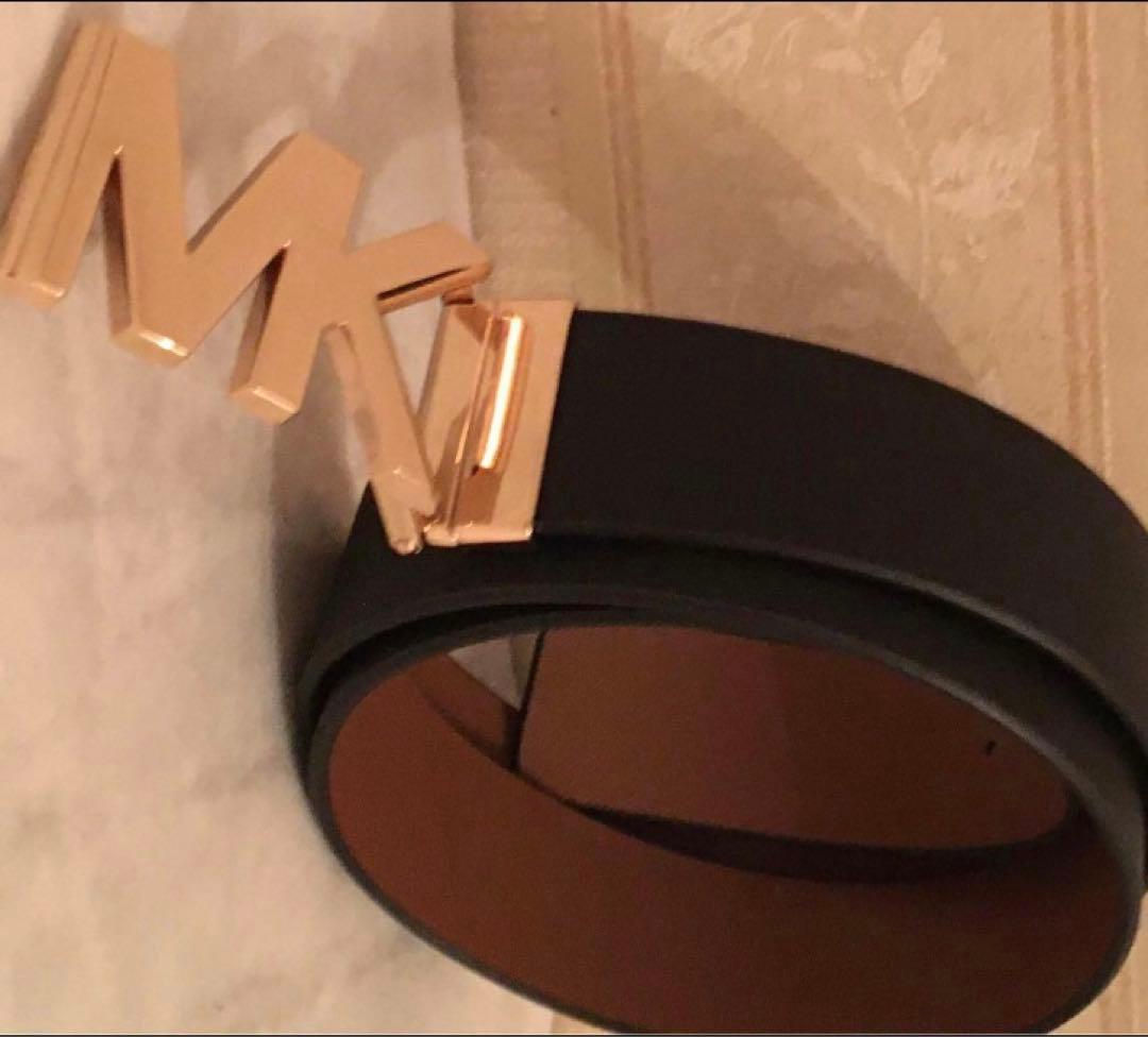 マイケルコースリバーシブルベルト2点　新品