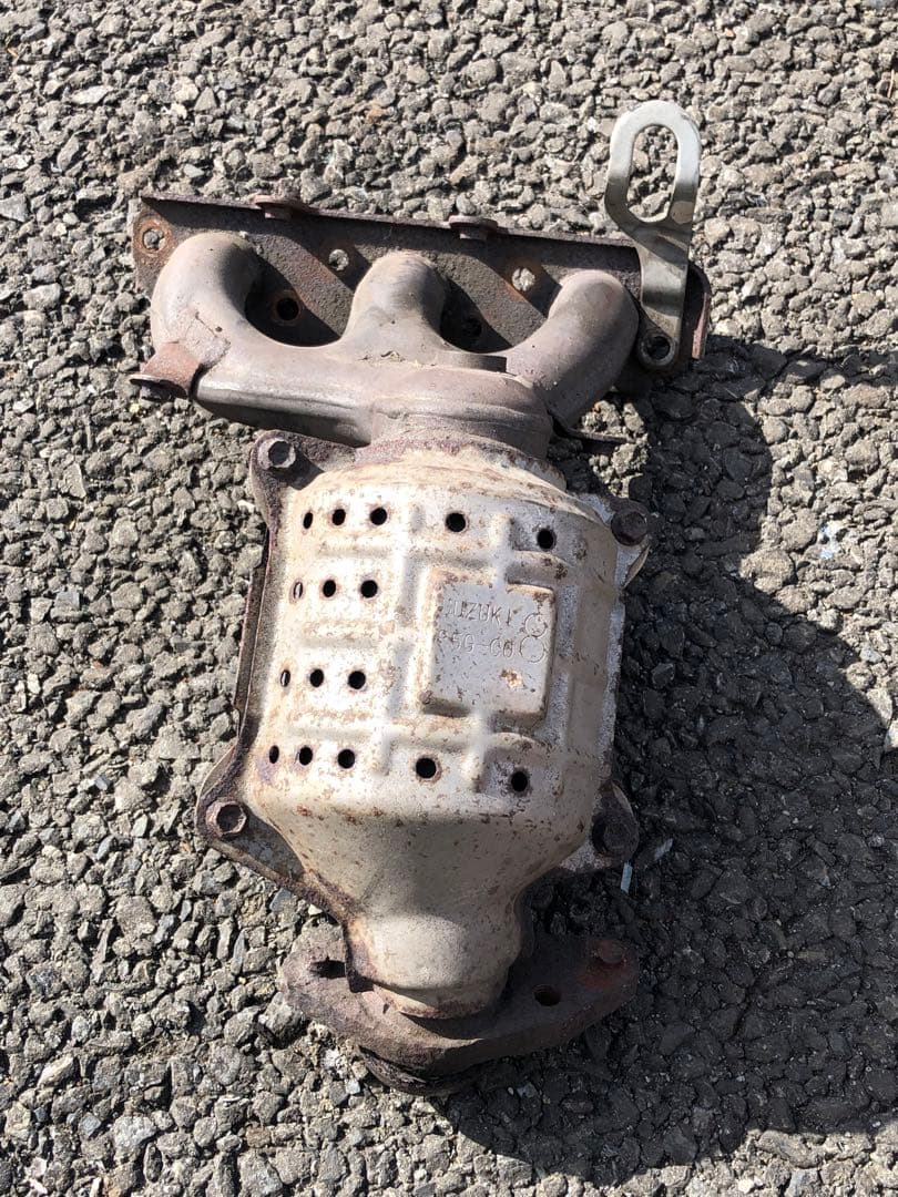 SUZUKI 触媒コンバーター 85G-C08 素材用