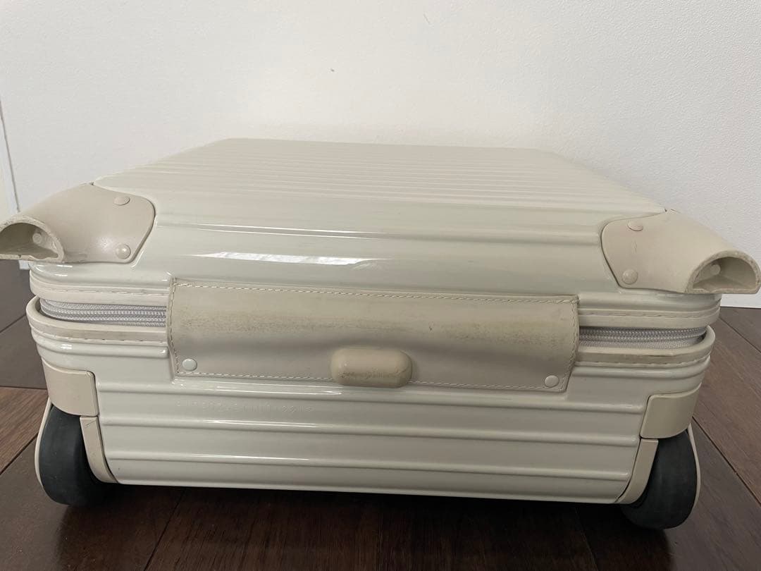 《値下げ中》RIMOWA リモワ　アローズキャリーケース　23L 機内持ち込み