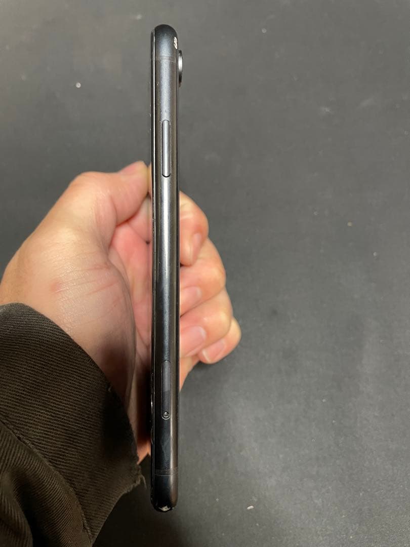 iPhone XR 64GB グレイ SIMロック無し　1364