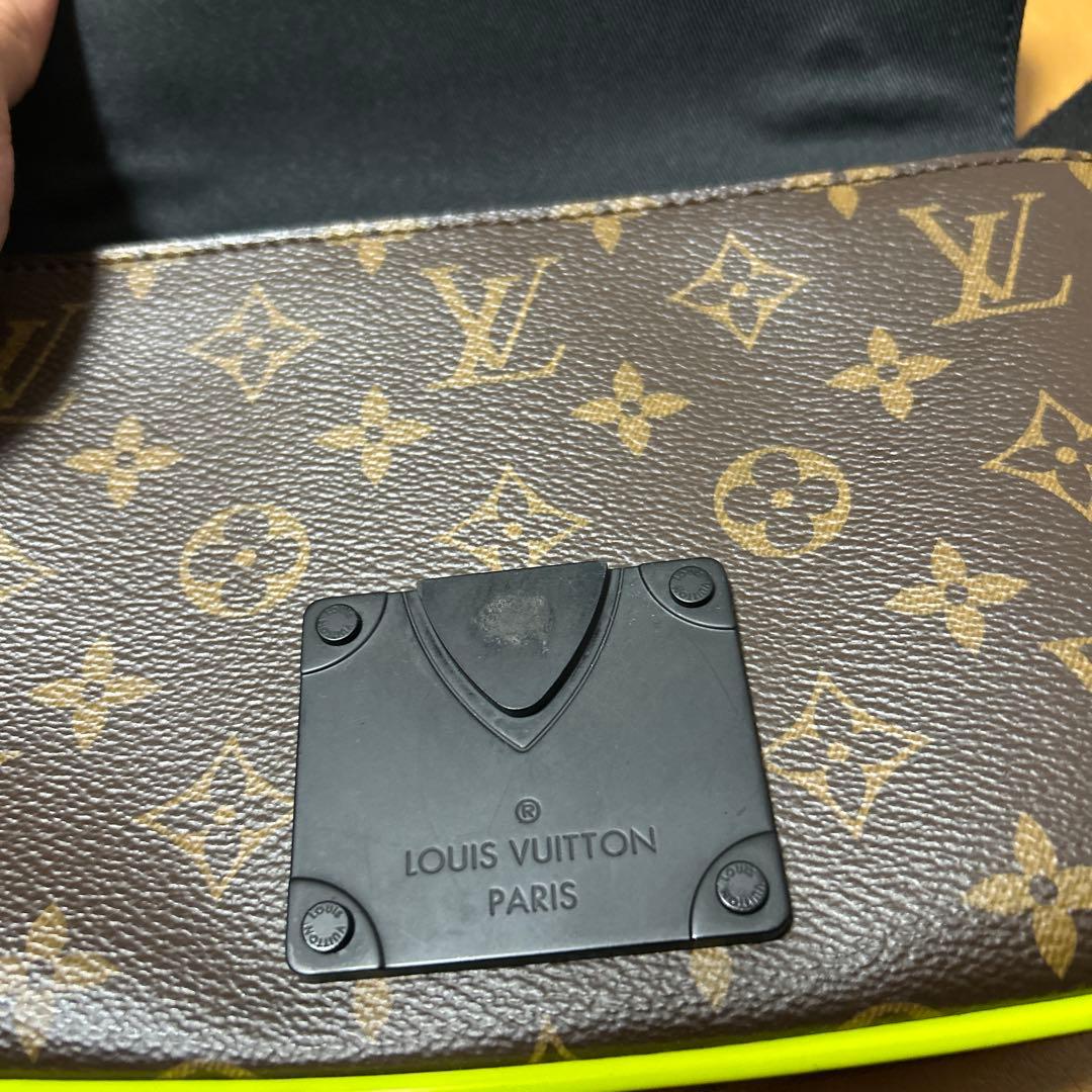 Louis Vuitton メッセンジャーバッグ ブラウン/イエロー