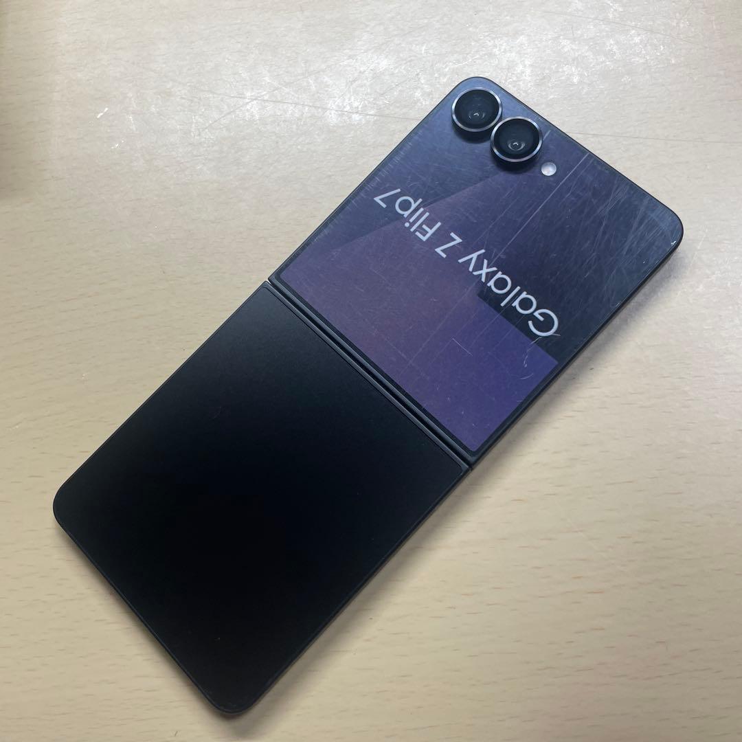 Galaxy Flip7 ブラック　モックアップ　模型