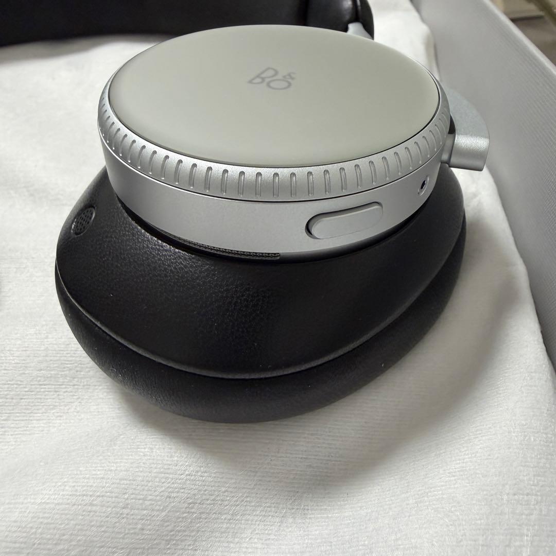 Bang & Olufsen Beoplay H100 ワイヤレスヘッドホン