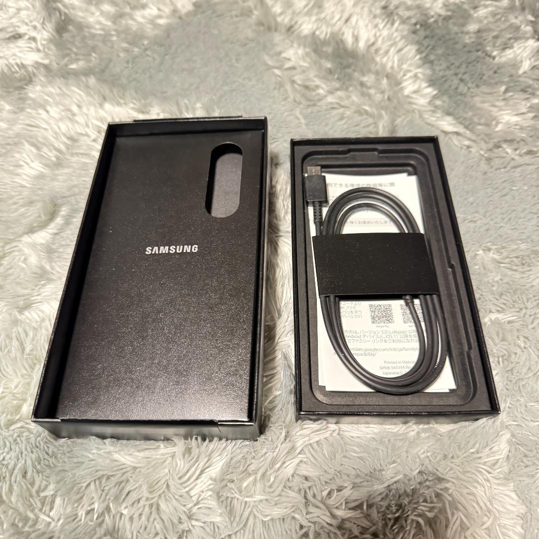 超美品 おまけ付き Galaxy S24 256GB Onyx Black 本体