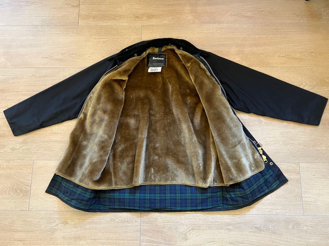 Barbour Beaufort（A145 バブアービューフォート黒C38/97
