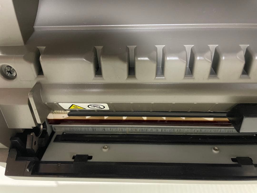 ピータッチ　P-touch QL-1050 ブラザー　ラベルプリンター