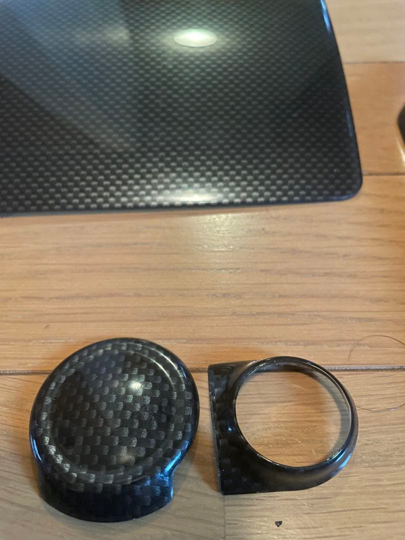 デリカD5カーボン調パネルグローブBOX、シフト、スイッチ全席、コンソールBOX