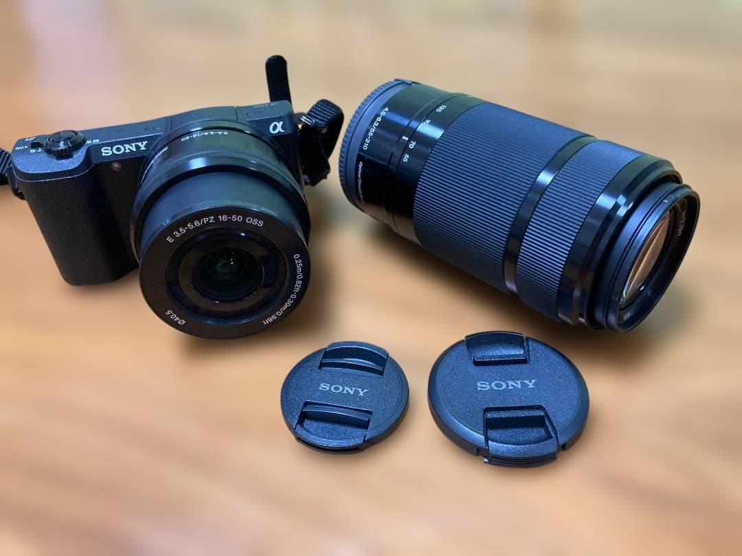 SONY ミラーレス一眼カメラ α5100ダブルズームレンズ&付属品セット