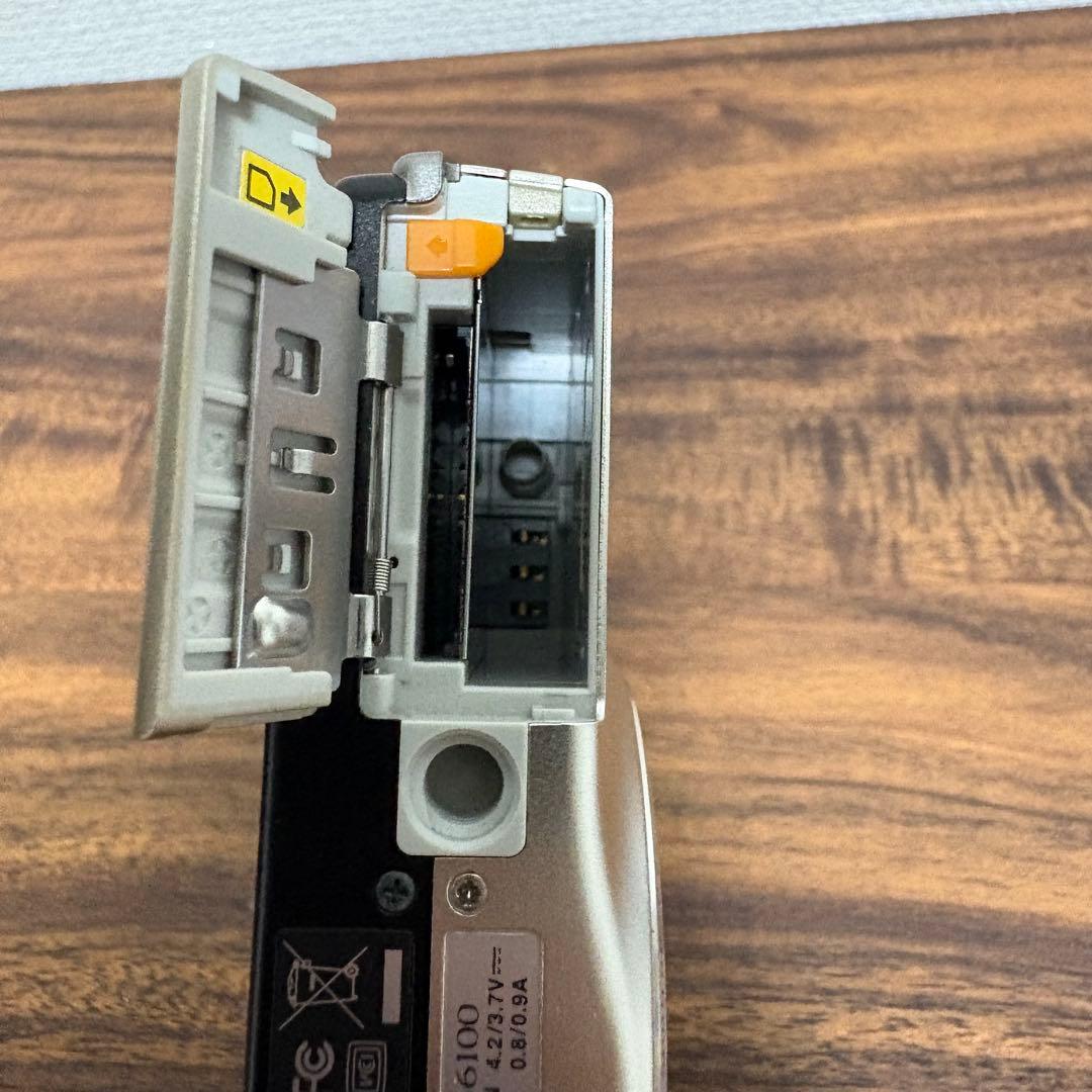 【動作品】Nikon COOLPIX S6100 コンデジ CCD
