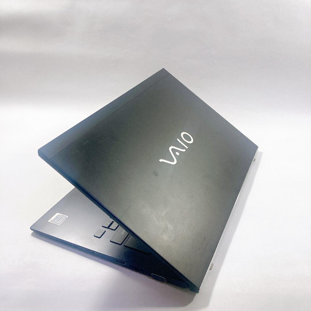 w66✨第8世代/Core i5/Office付/爆速SSD/8GB✨ノートPC