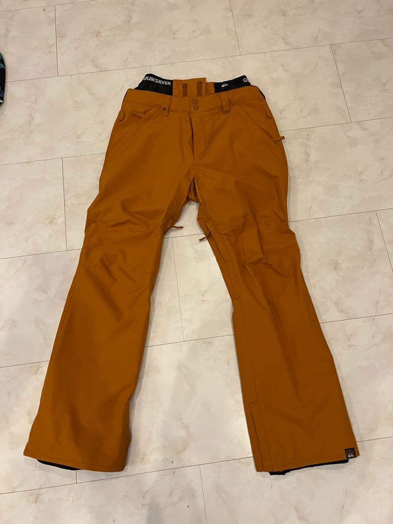QUIKSILVER スノーボードウェア　上下　M size
