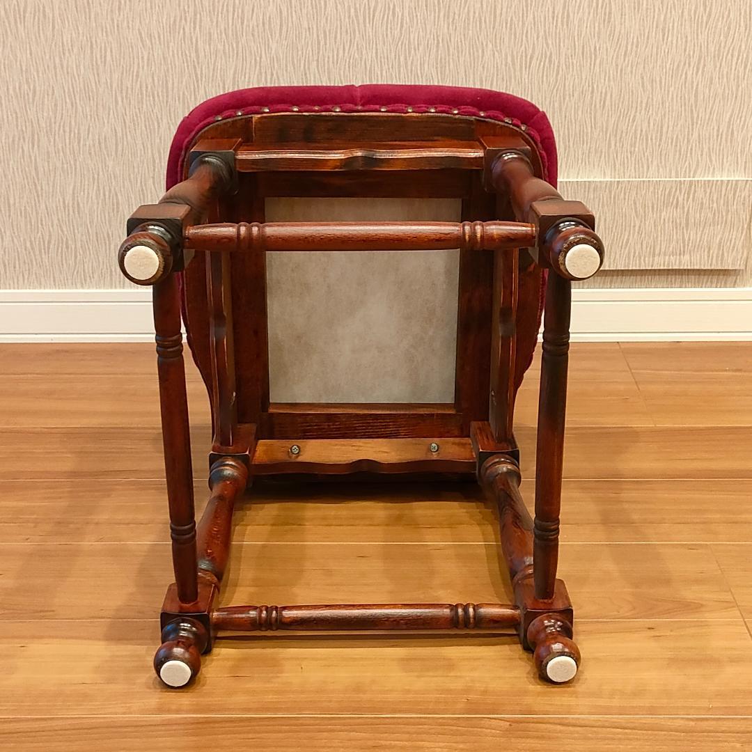 〈美品〉アンティークチェア　ワインレッド　ろくろ脚　鋲打ち