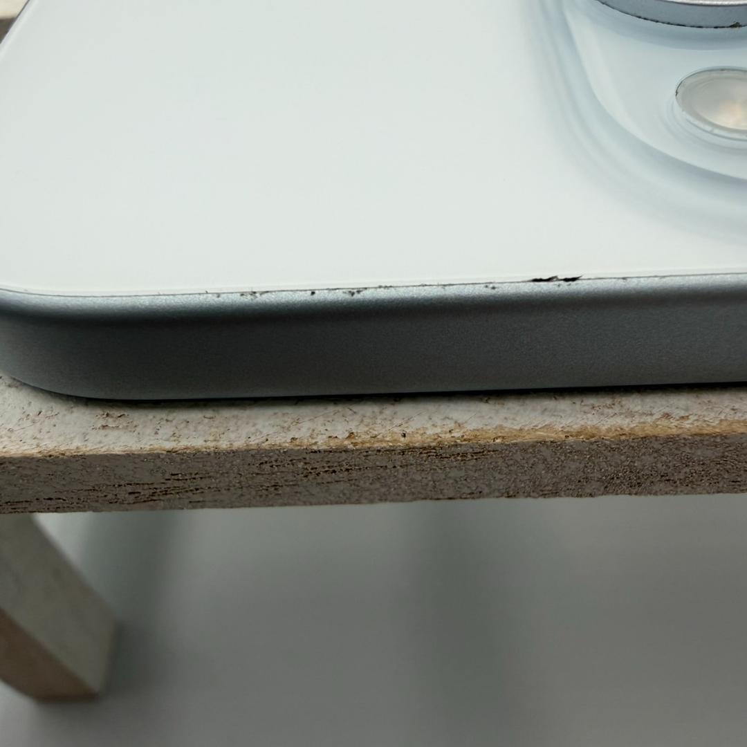 iPhone15 128GB ブルー 324