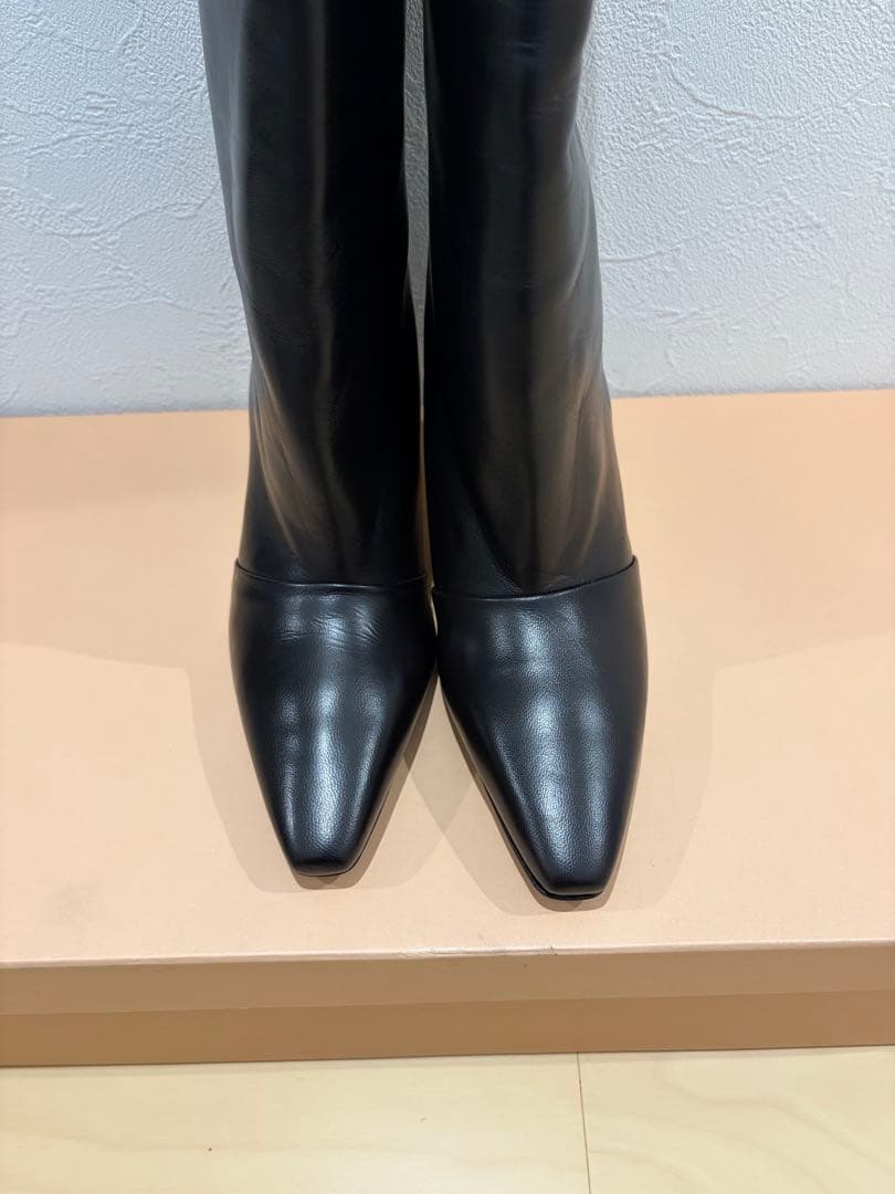 新品のCORSOROMA.9のルーズフィットロングブーツ24.0cm