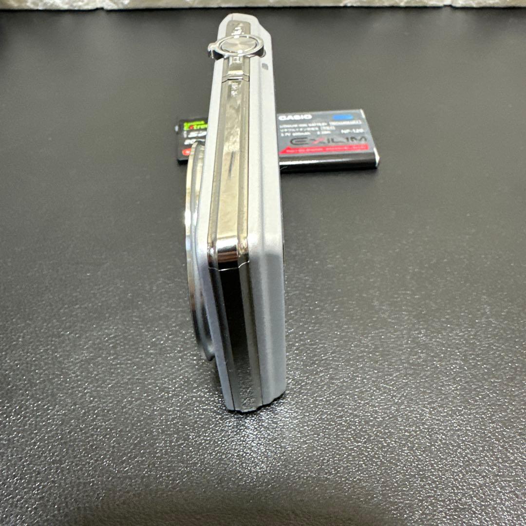 美品　CASIO カシオEXILIM EX-S200 動作品　訳あり