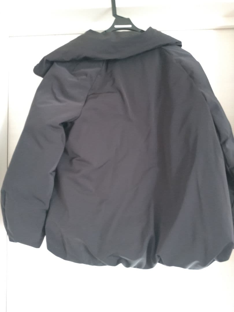 【美品】UNIQLO+J ハイブリッドダウンジャケット Lサイズ ネイビー