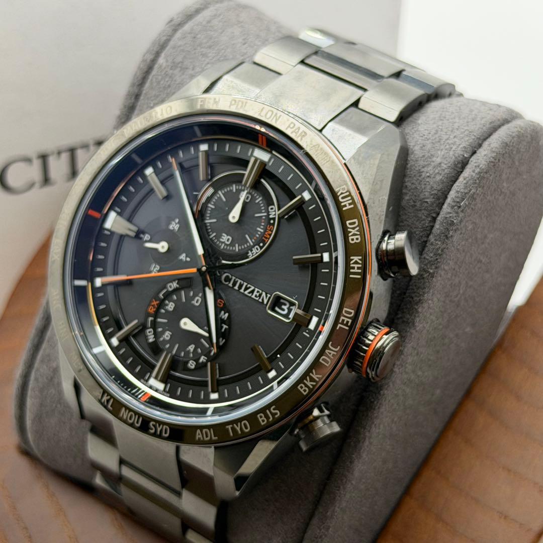 【極美品】シチズン　アテッサ　AT8185-62E 箱付　チタン　ブラック