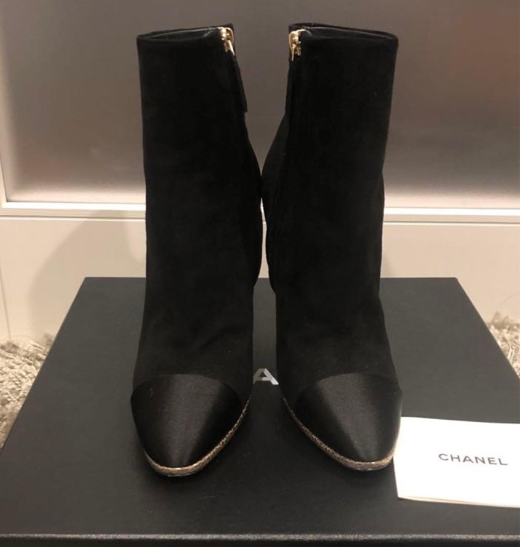 CHANEL シャネル ショートブーツ スエード生地