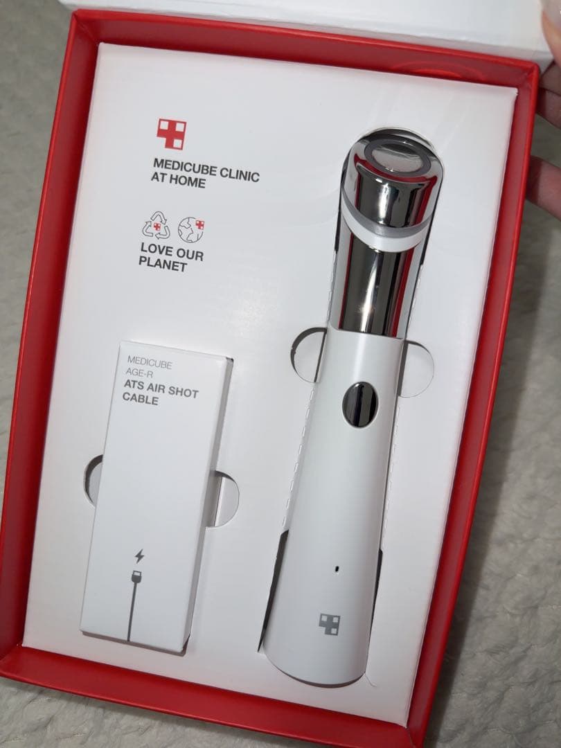 AGE-R ダーマエアショット⭐︎毛穴ケアダーマペン美顔器