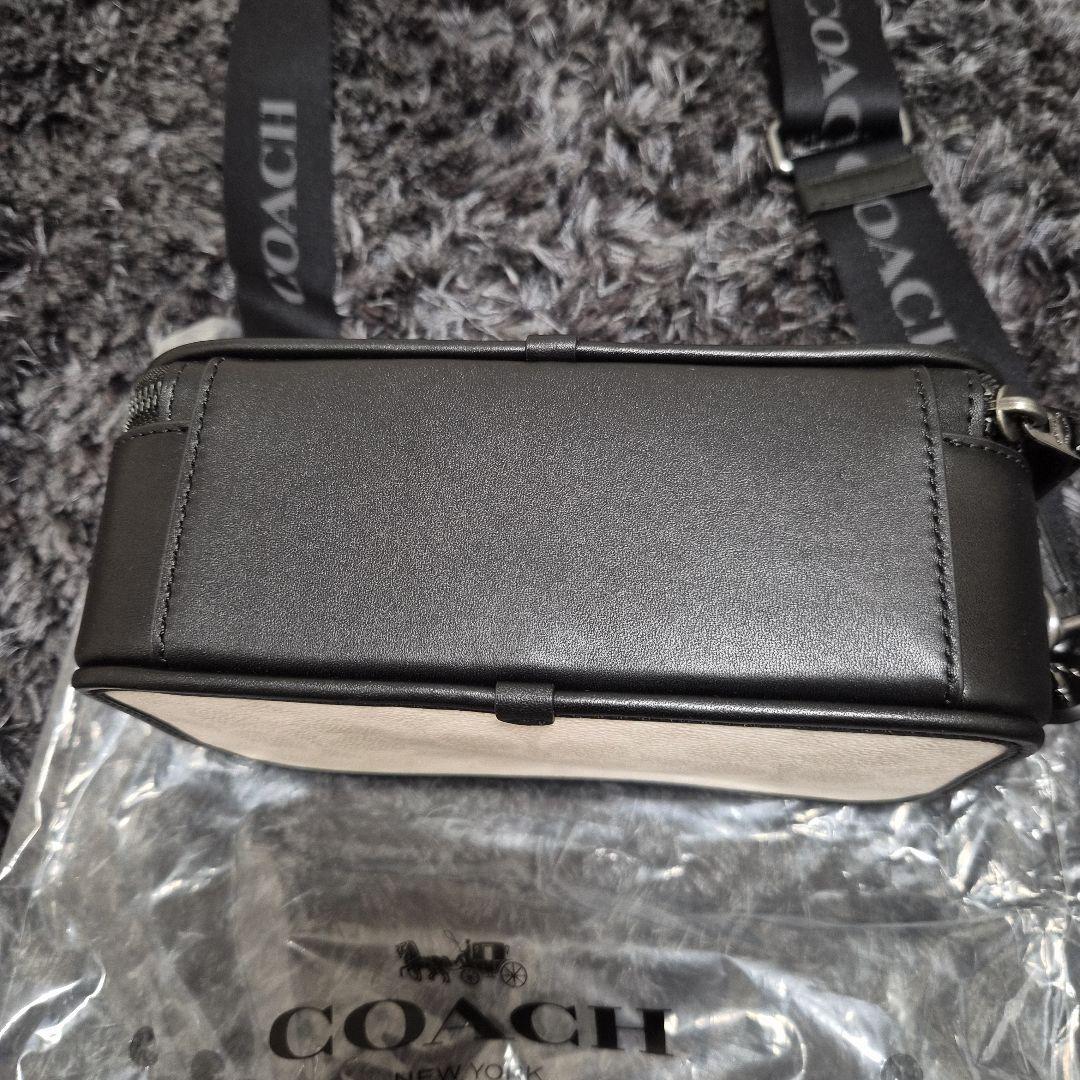 COACH ワイアット クロスボディバック新品同様未使用品