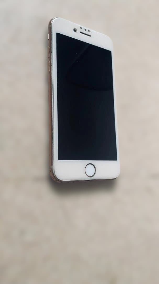 S*）様 iPhone 8 256GB SIMフリー 本体 (バッテリー交換推奨