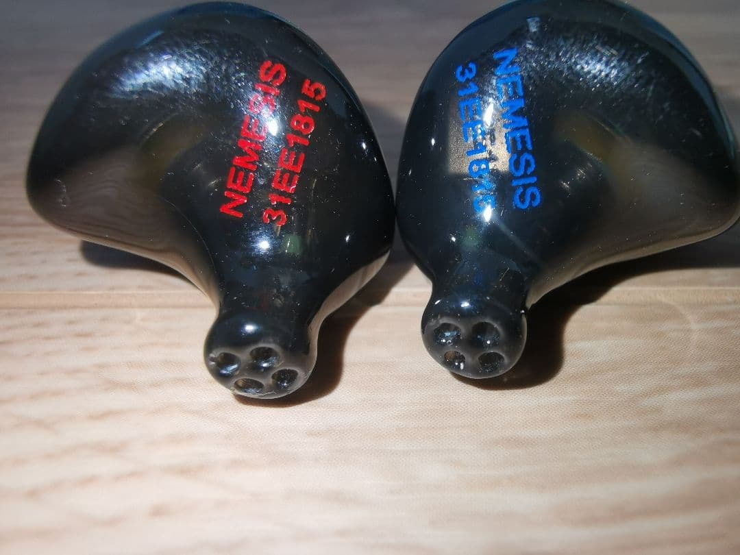 Empire ears Nemesis 限定デザイン