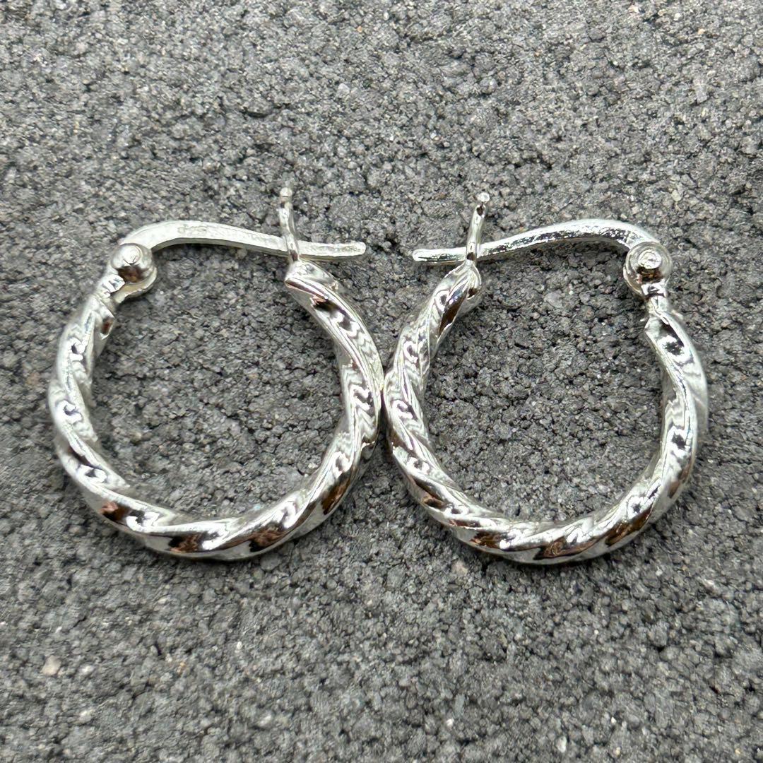 シルバー925 Silver プレーンツイストデザインフープピアス/軽研磨仕上げ