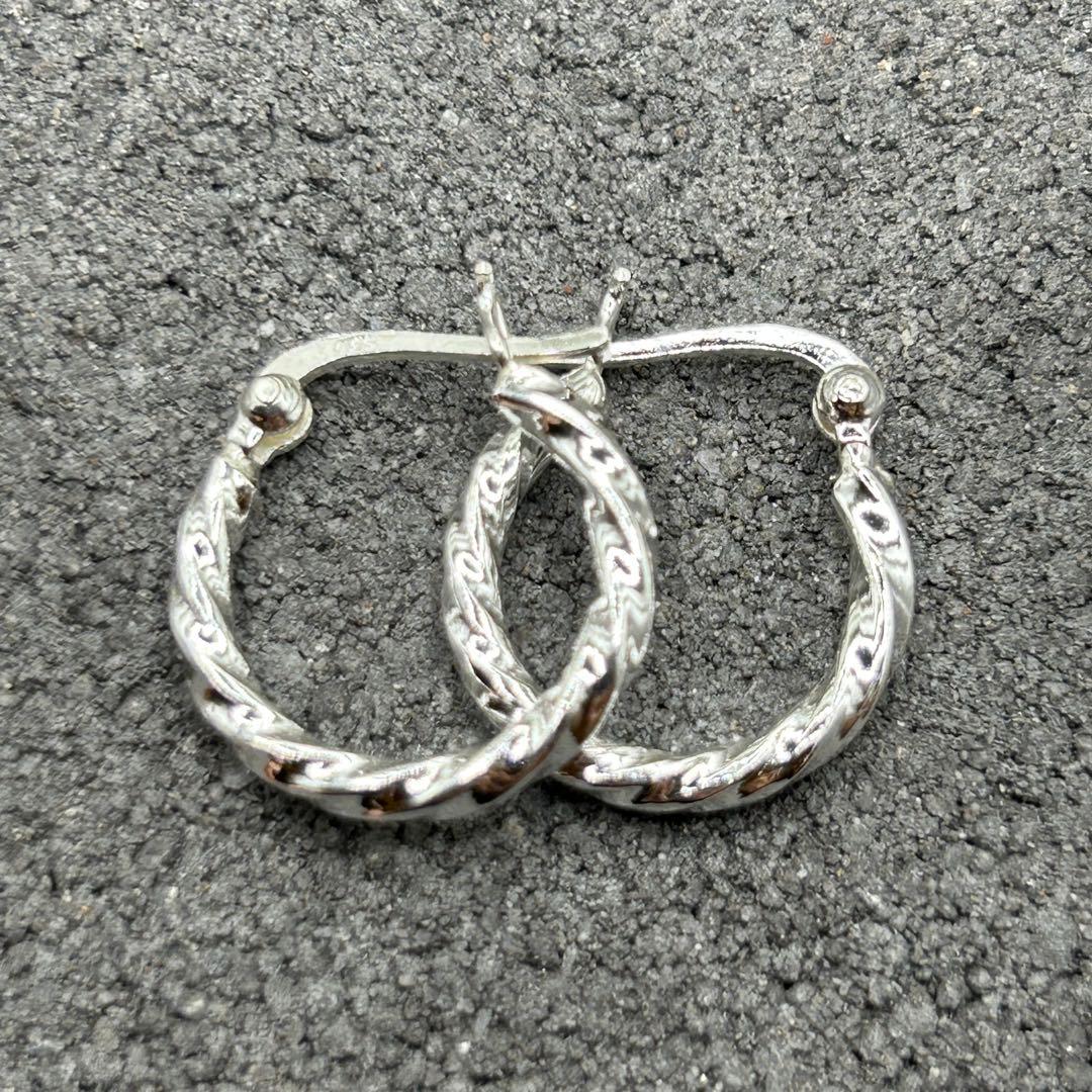 シルバー925 Silver プレーンツイストデザインフープピアス/軽研磨仕上げ