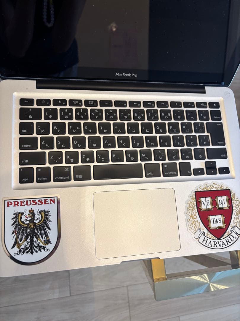 MacBook Pro 13インチ　アップル　ノートPC