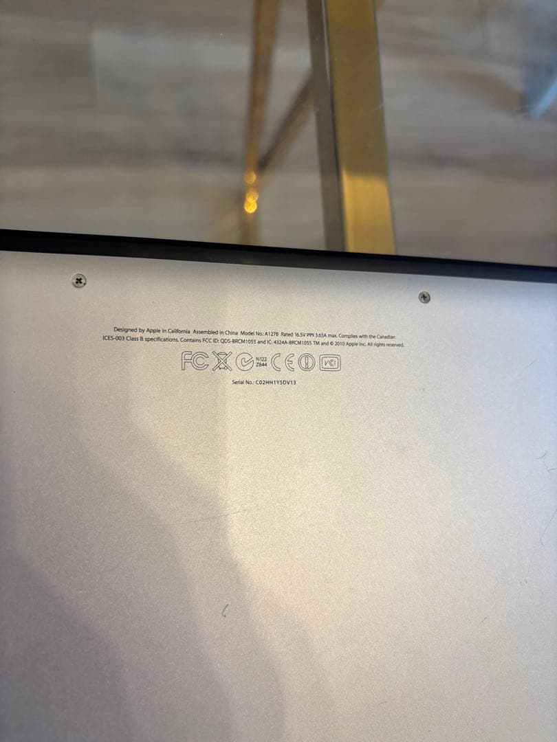 MacBook Pro 13インチ　アップル　ノートPC