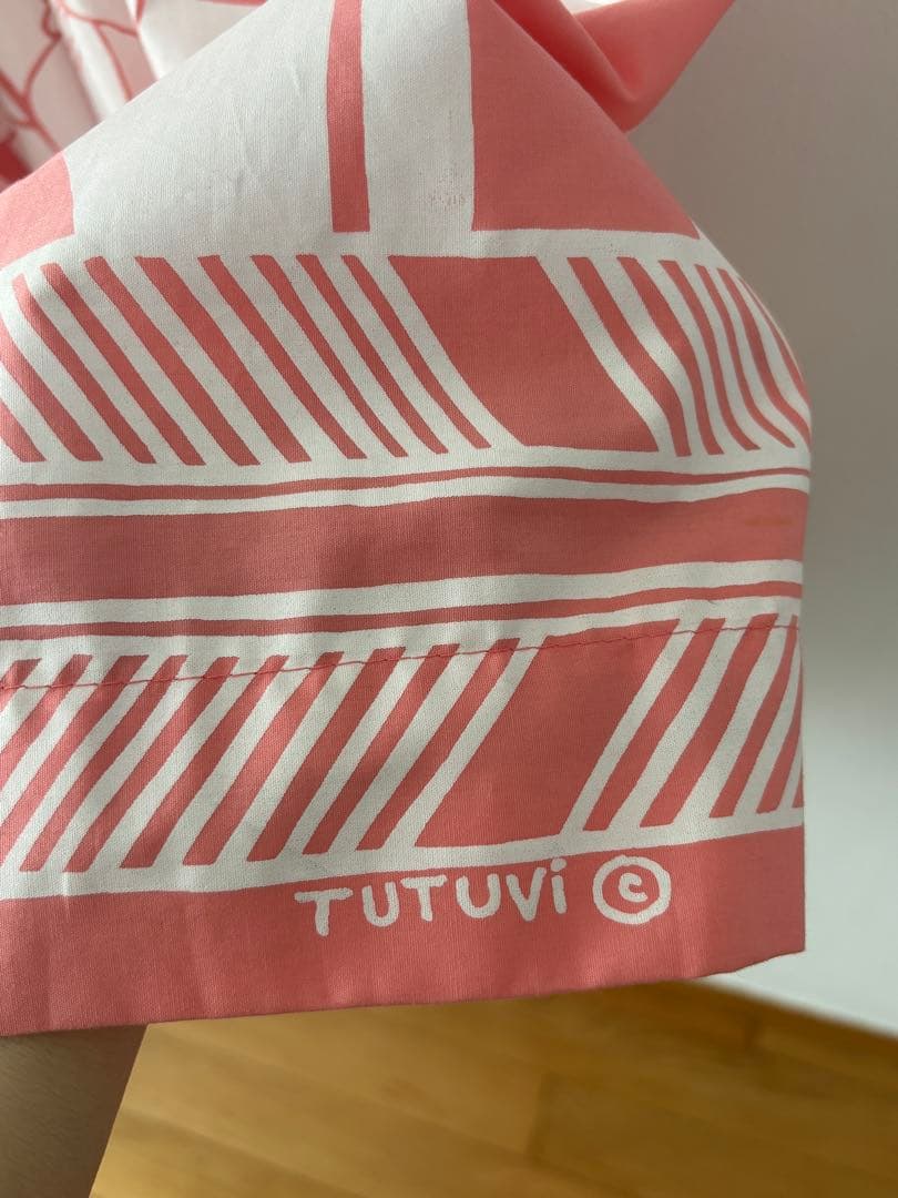 TUTUVI フラダンス用花柄スカート ピンク トーチジンジャー