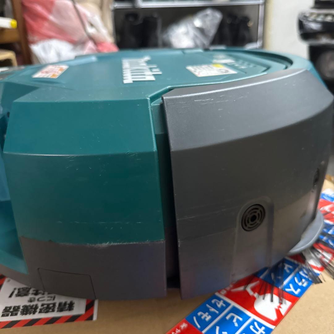 Makita ロボット掃除機 RC200D マキタ