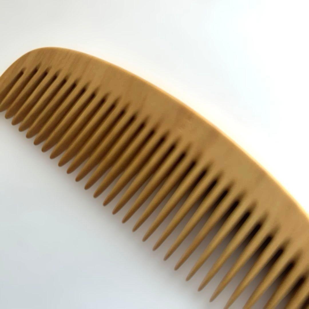 十三や　つげとかし櫛