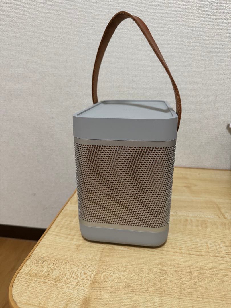 スピーカー・ウーファー Bang & Olufsen Beolit 20