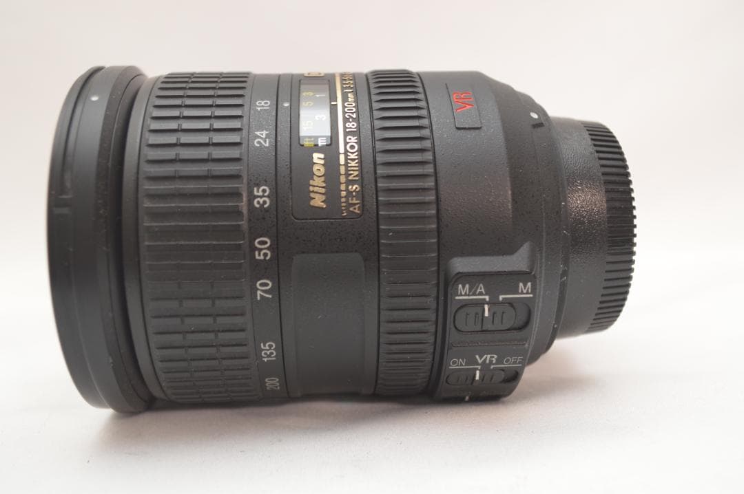✨美品✨ Nikon 18-200mm F3.5-5.6 G ED DX