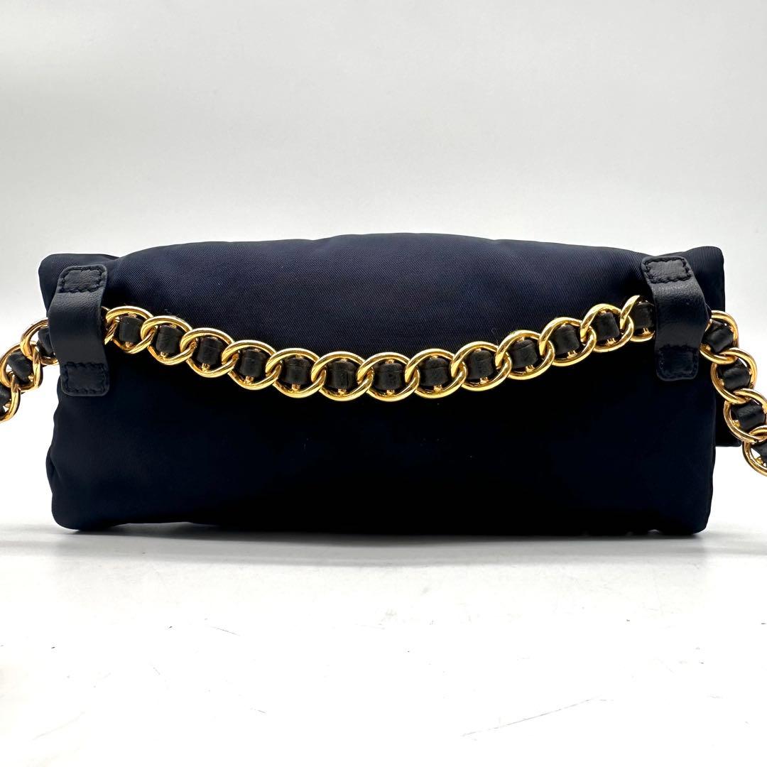 ✨極美品・ギャランティ付✨プラダ チェーンウエストバッグ 三角ロゴ ナイロン