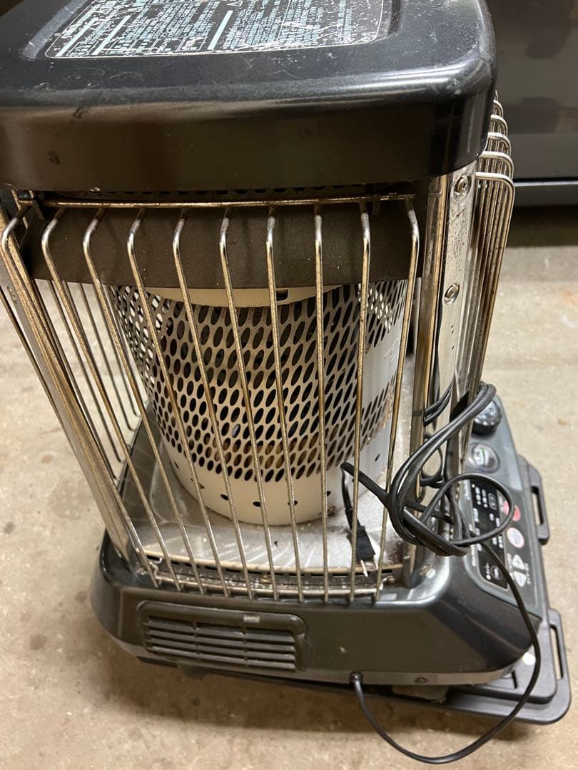 ダイニチ　石油ヒーター